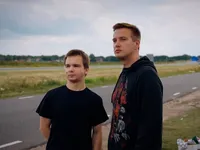 De verblijfsvergunning - De Uitslag