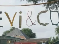 Evi & Co