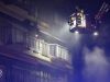 Tientallen mensen gevacueerd bij grote brand in flatgebouw in Arnhem
