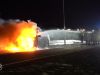 Auto brand helemaal uit langs snelweg Assen