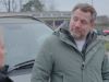 Dennis confronteert garage over mislukte carwrap