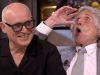 Ren van der Gijp lacht om Johan Derksen: 'Speel jij de helikopterpiloot thuis?'