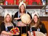 Mathilde en Gerda willen Urk net zo druk krijgen als Volendam