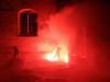 Vuurwerk en eieren gegooid bij azc-protest in Noordwijk, politie grijpt in