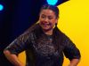 Het is een kippenhok in Team Musical!