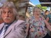Johan Derksen hoort dat hij goed in de smaak valt bij een viertal dames: 'Ik neem ze alle vier!'