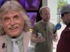 Raymond Mens vraagt Amerikanen naar Johan Derksen: 'Hij lijkt op een Amerikaanse pornoster!'