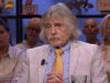 Johan Derksen open over huiselijk geweld: 'Ik lag te bidden dat m'n vader m'n moeder niet zou slaan'