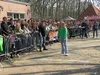Geen eieren eten of zoeken, maar ermee gooien: NK Eierengooien trekt duizenden bezoekers