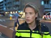 Man doodgeschoten in portiek in Hoogvliet.mp4