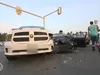 Twee volwassenen en baby gewond bij auto-ongeluk