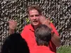 Drama na het verbranden van de opdracht