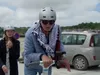 Martien gracieus op de segway