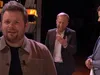 Na Raymond Mens gaat ook Thomas van Groningen voor staande ovatie: 'Ik ben Thomas, politiek duider!'
