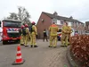 Vrouw maakt vuur in tuin en gooit met messen als politie komt