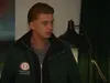 Slang onder kast zorgt voor paniek bij Mart!
