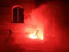 Vuurwerk en eieren gegooid bij azc-protest in Noordwijk, politie grijpt in