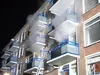 Bewoners van balkons gered bij flatbrand Zutphen