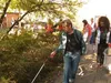 Anneke is er klaar mee, altijd troep in haar Rotterdamse wijk