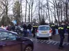 Politie grijpt in bij betoging voor wolf Bram in Renswoude