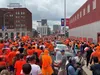 Massale fanwalk Oranje trekt duizenden Amerikanen in Kansas City