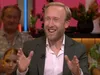 Raymond Mens verrast De Oranjezomer-gast: 'Wanneer heb jij voor het laatst afgetrokken?'