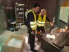 Bridget weigert door donkere tunnel vol ratten te kruipen