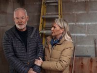 Homes under the Hammer - Don't Touch This Place!