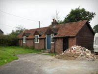 Homes under the Hammer - The Confidence of Youth!