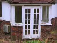 Huizen onder de Hamer - Always Read the Small Print