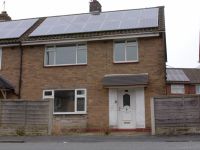 Huizen onder de Hamer - Mind Your Head, Tommy