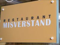 Restaurant Misverstand - Johnny de Mol en Ron Blaauw maken tv-show over dementie